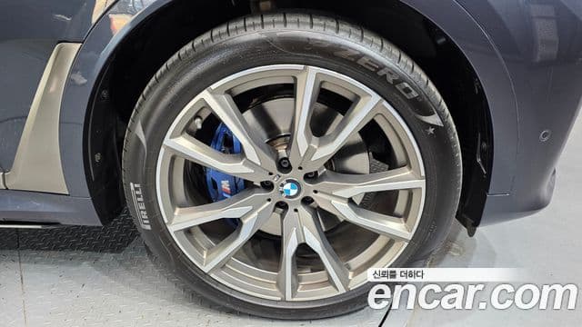 BMW X7 (G07) M50i 6인승, 2022 все фото