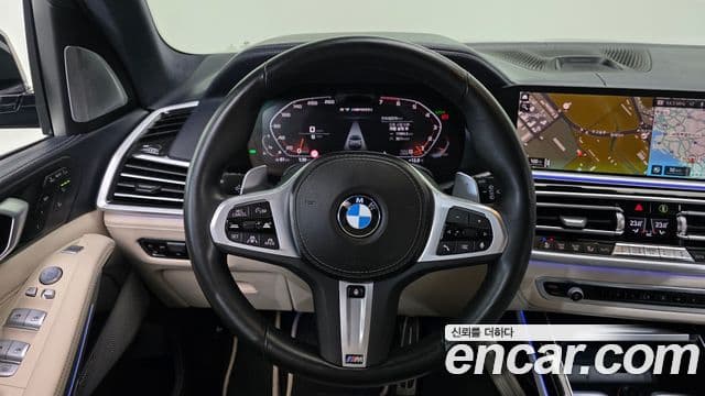 BMW X7 (G07) M50i 6인승, 2022 14