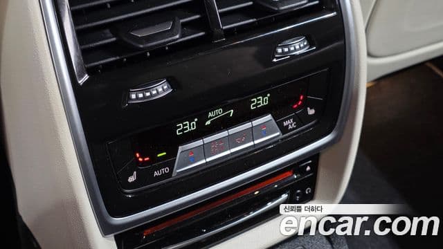 BMW X7 (G07) M50i 6인승, 2022 18