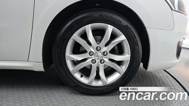 Peugeot 508 1세대, 2015 все фото