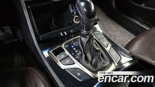 Hyundai Grandeur HG Executive, 2011 9