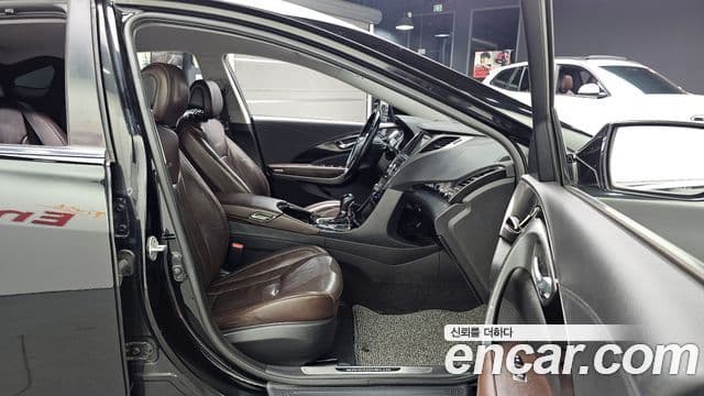 Hyundai Grandeur HG Executive, 2011 11