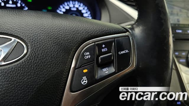 Hyundai Grandeur HG Executive, 2011 18