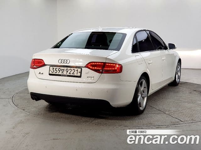 Audi New A4 B8, 2012 4