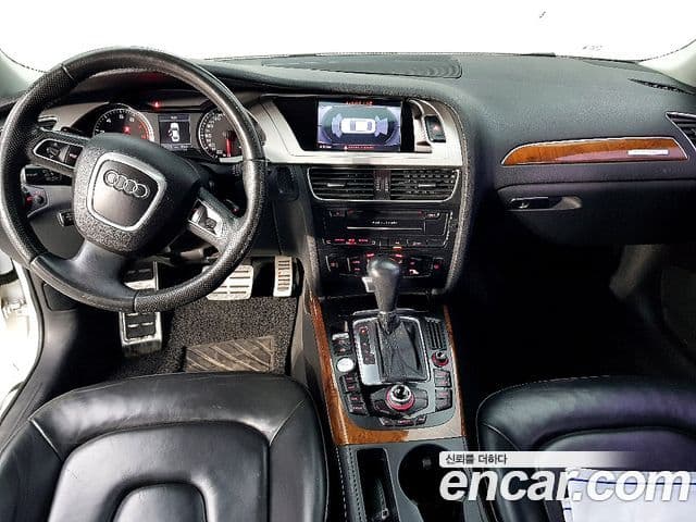 Audi New A4 B8, 2012 7