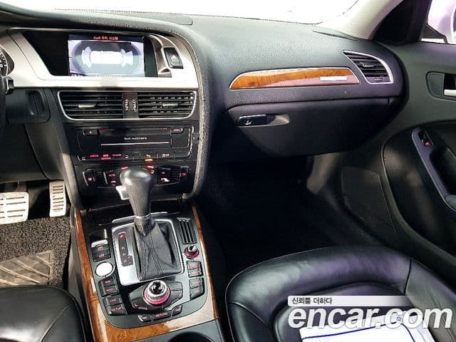 Audi New A4 B8, 2012 12