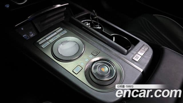 Genesis G80 (RG3) бензин 2.5 турбо AWD, 2021 9