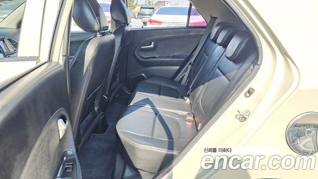 Kia All New Morning Luxury, 2013 11