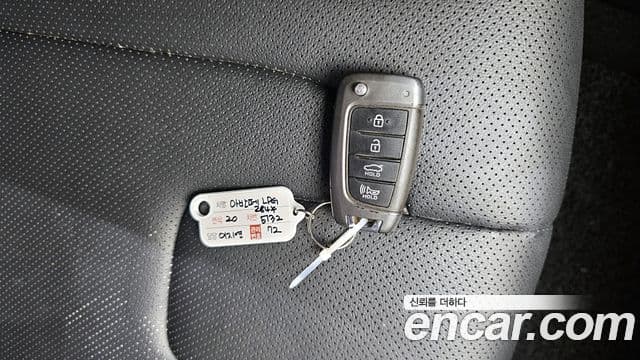 Hyundai Avante (CN7) Style, 2021 19