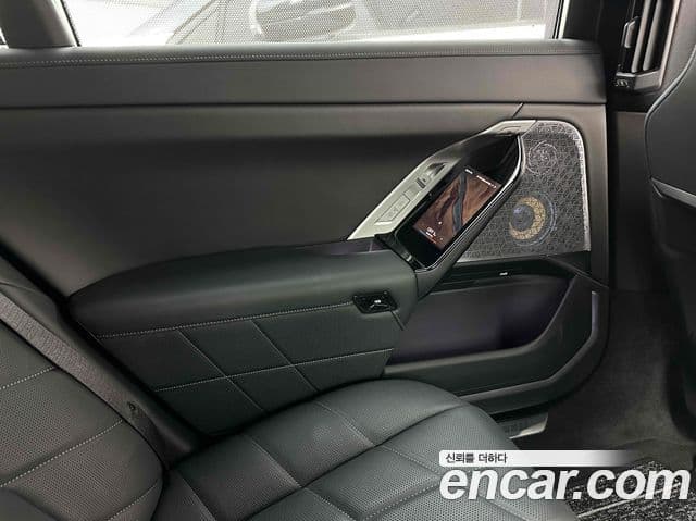 BMW i7 (G70) eDrive 50 M Sport, 2024 16