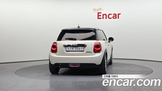 Mini Cooper D 3세대, 2017 4