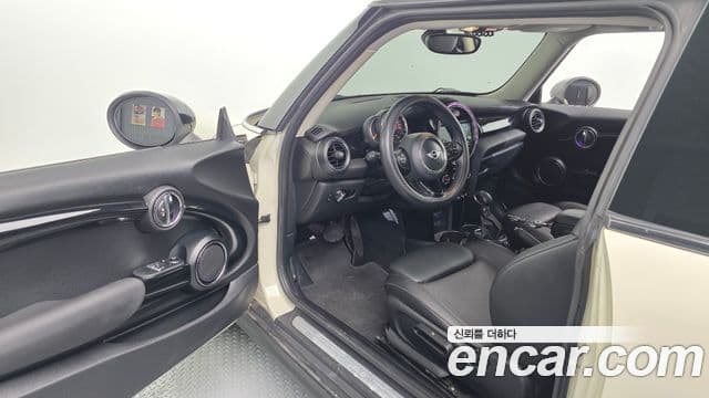 Mini Cooper D 3세대, 2017 10