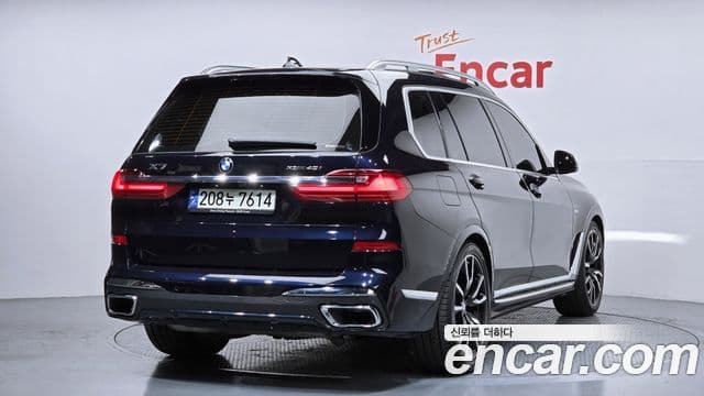 BMW X7 (G07) xDrive 40i M Sport 6인승, 2021 2