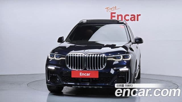 BMW X7 (G07) xDrive 40i M Sport 6인승, 2021 3