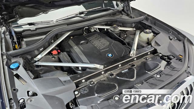 BMW X7 (G07) xDrive 40i M Sport 6인승, 2021 6