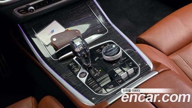BMW X7 (G07) xDrive 40i M Sport 6인승, 2021 9