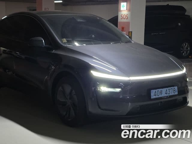 Tesla модель Y, 2025 3