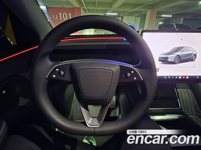 Tesla модель Y, 2025 15