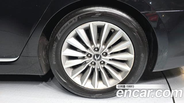 Hyundai Equus(новый кузов / новое поколение) Modern, 2015 все фото