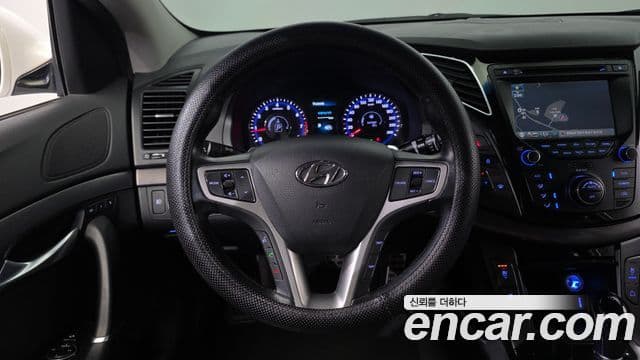 Hyundai i40 살룬 D Spec, 2014 15