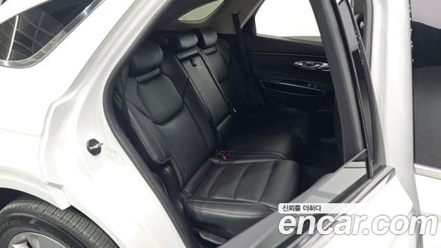 Genesis GV70, 2023 12