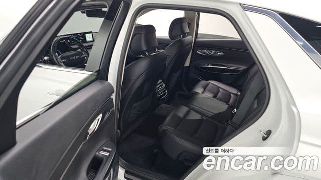 Genesis GV70, 2023 13