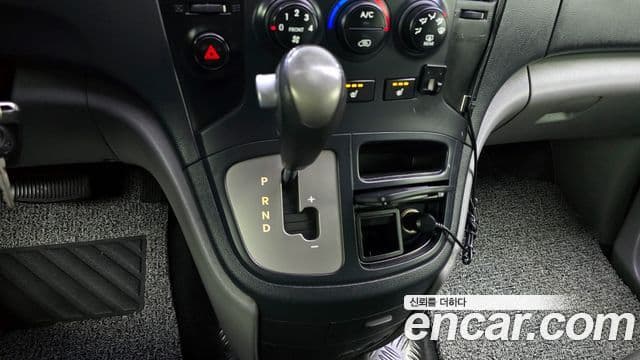 Hyundai Grand Starex CVX Deluxe, 2014 9