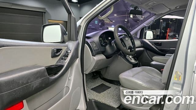Hyundai Grand Starex CVX Deluxe, 2014 11