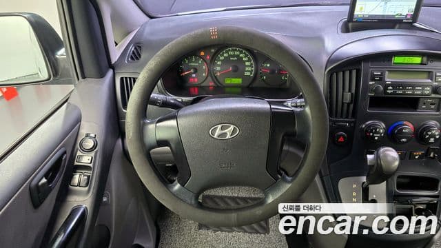 Hyundai Grand Starex CVX Deluxe, 2014 14