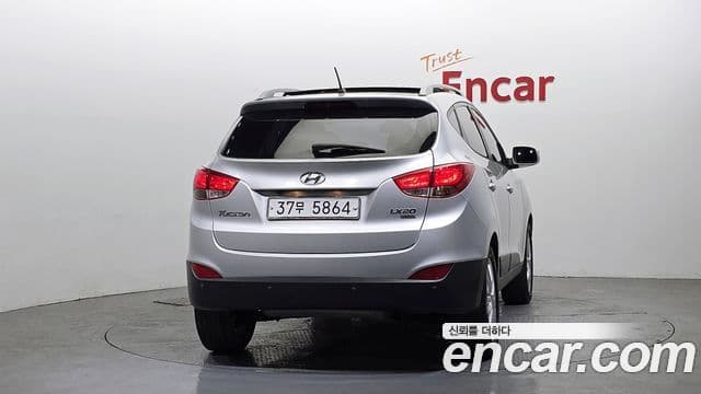 Hyundai Tucson ix Premier, 2010 4