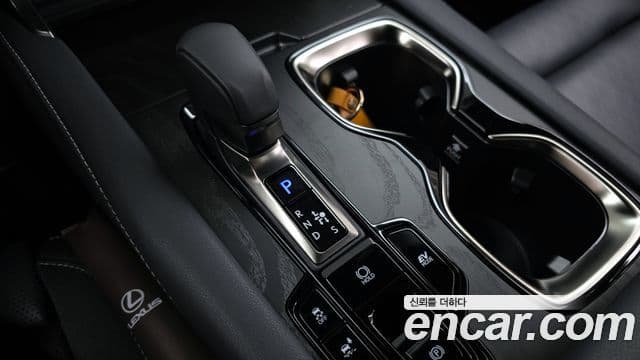 Lexus RX350h 5세대 Luxury, 2025 9