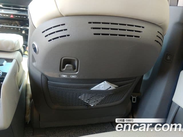 Kia Carnival 4세대 Signature, 2022 11