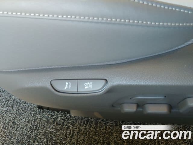 Kia Carnival 4세대 Signature, 2022 16