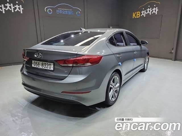 Hyundai Avante AD 1.6 GDI Value Plus, 2018 6