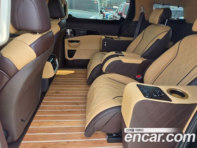 Kia Carnival 4세대 бензин 9인승 High Limousine(компания по спецнадстройкам), 2022 14