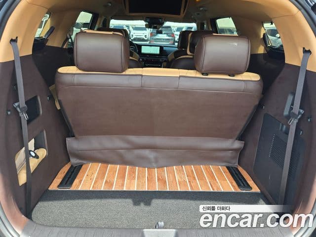 Kia Carnival 4세대 бензин 9인승 High Limousine(компания по спецнадстройкам), 2022 17