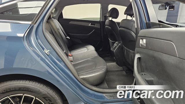 Hyundai LF Sonata Premium, 2015 12