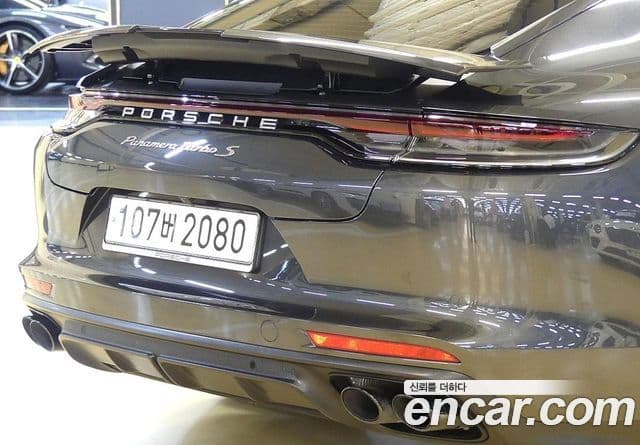 Porsche Panamera (971) 4.0 турбо S, 2021 4