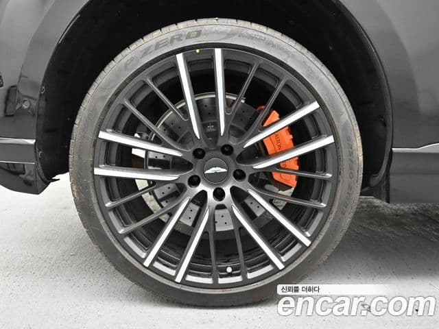 Aston Martin DBX 4.0 V8 707, 2023 все фото