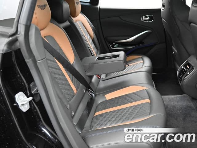 Aston Martin DBX 4.0 V8 707, 2023 12