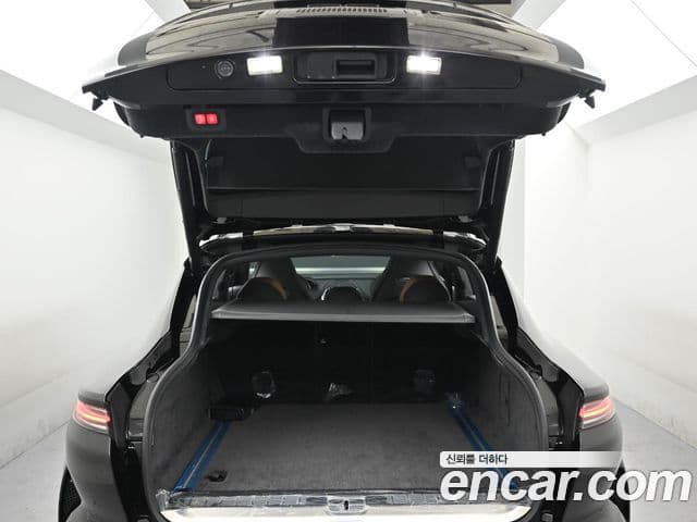 Aston Martin DBX 4.0 V8 707, 2023 19