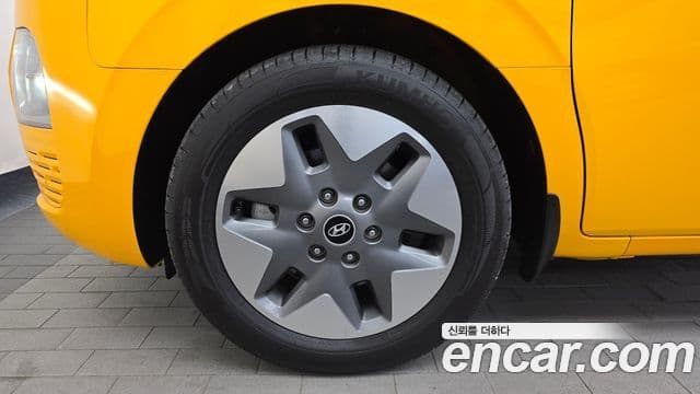 Hyundai Staria 15인승, 2023 все фото