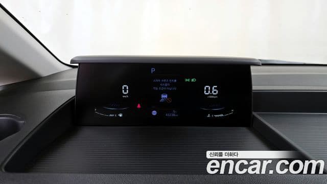 Hyundai Staria 15인승, 2023 8