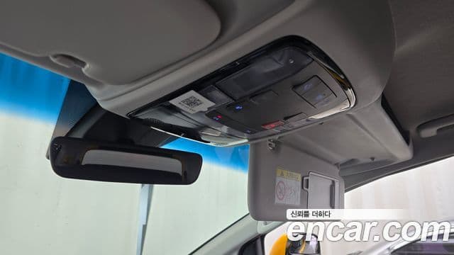 Hyundai Staria 15인승, 2023 17