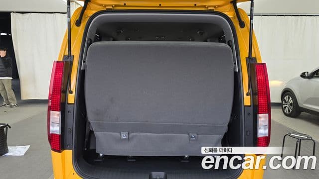 Hyundai Staria 15인승, 2023 20