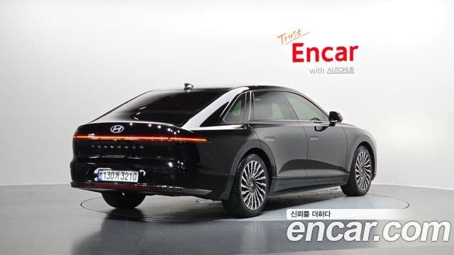 Hyundai Grandeur (GN7) Calligraphy, 2023 2