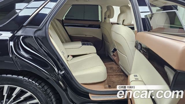 Hyundai Grandeur (GN7) Calligraphy, 2023 12