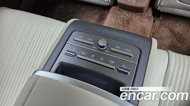 Hyundai Grandeur (GN7) Calligraphy, 2023 18