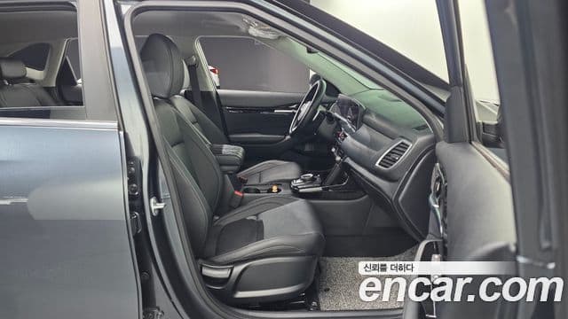 Kia The / новый New Seltos Signature, 2024 12