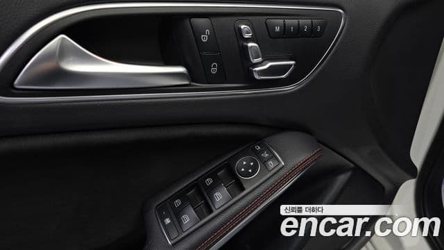 Mercedes-Benz A-класс W176 A45 AMG 4MATIC, 2018 12